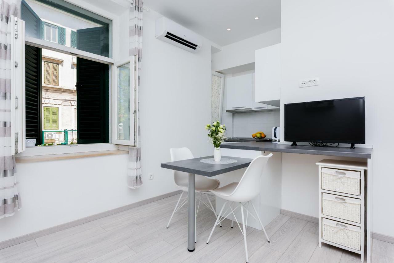 Apartment Matea Спліт Екстер'єр фото